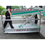 aluminium-loopbrug-personen-hellend_1374523769