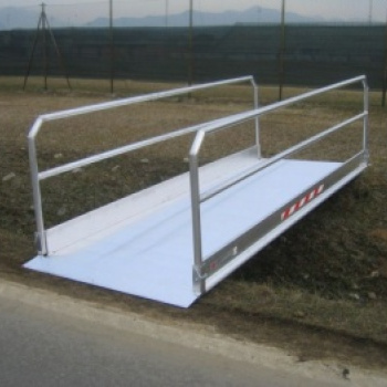 aluminium_loopbrug_3260mm_lang_met_2375kg_draagkracht
