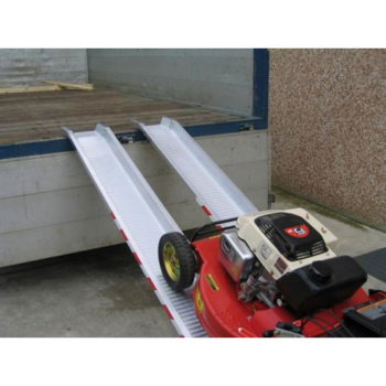 aluminium_oprijplaten_voor_grasmaaier_of_rolstoel_1_581530677